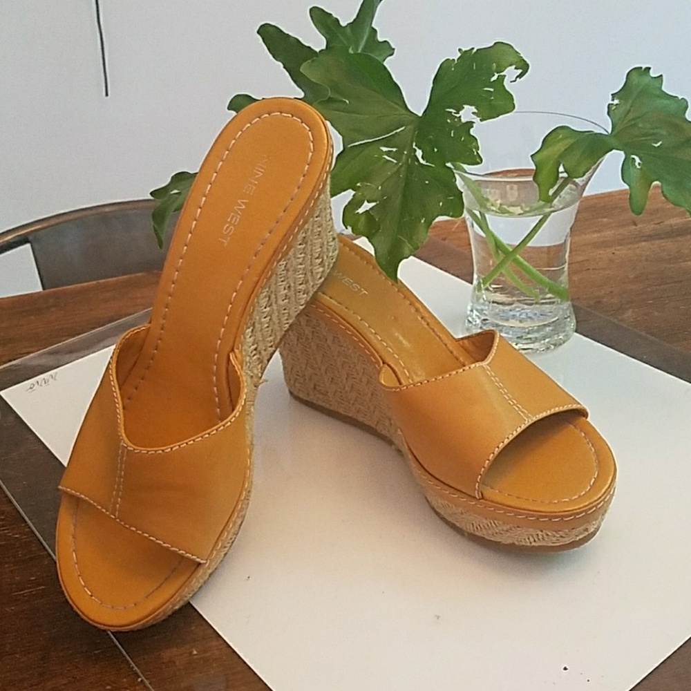 Nine West leather wedge sandals